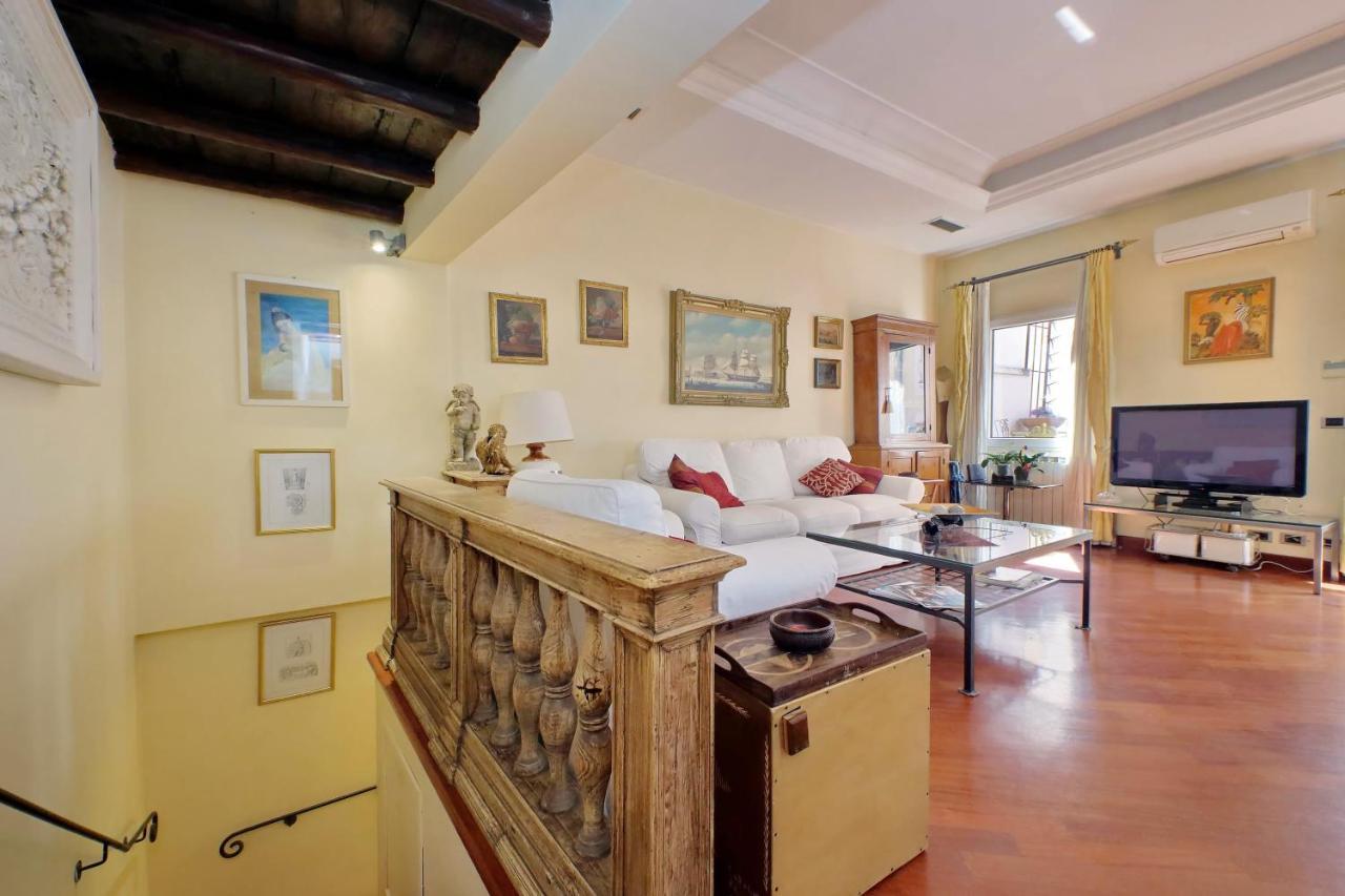 4Bnb - Luxury Trevi Apartment W Terrace Рим Экстерьер фото