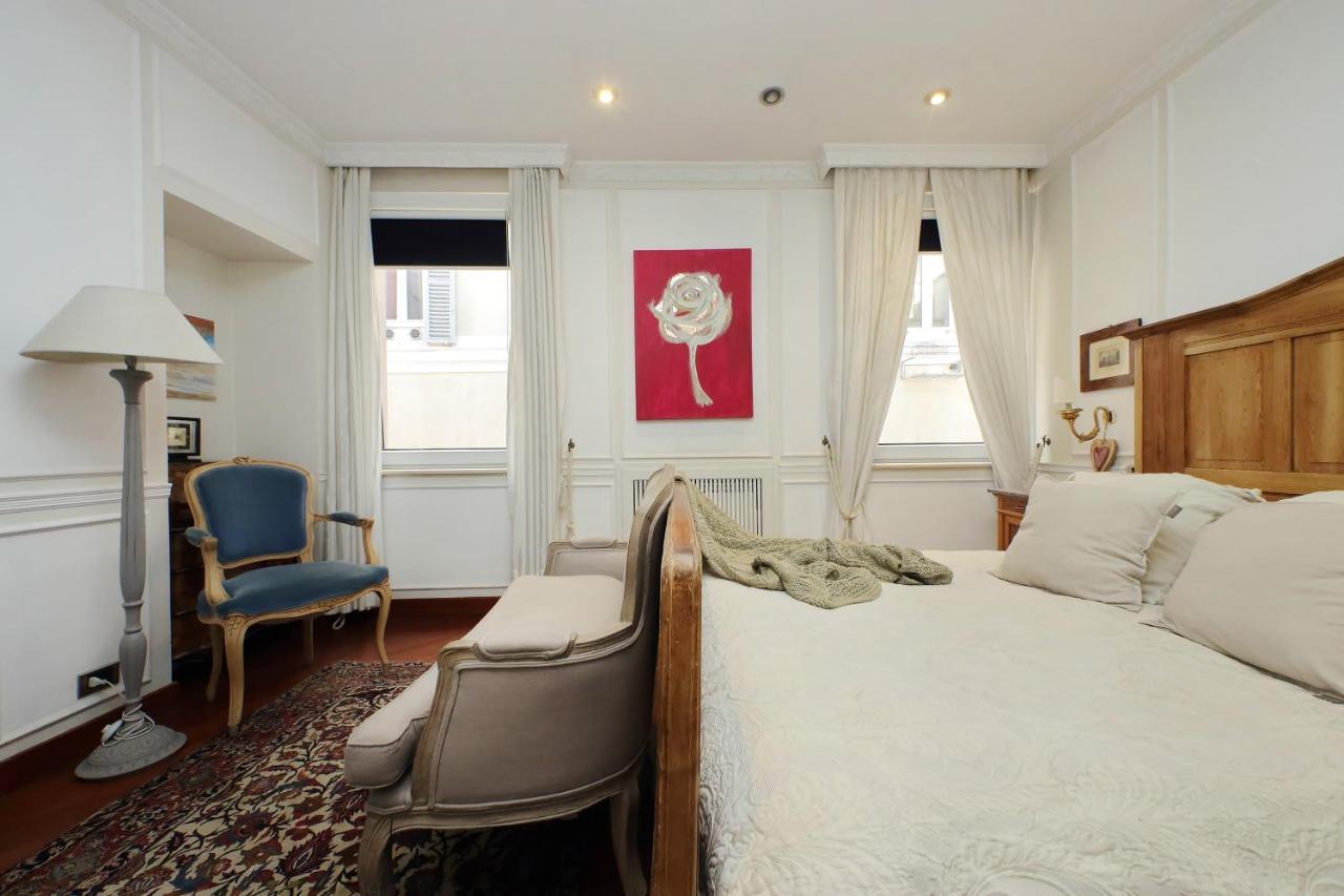 4Bnb - Luxury Trevi Apartment W Terrace Рим Экстерьер фото